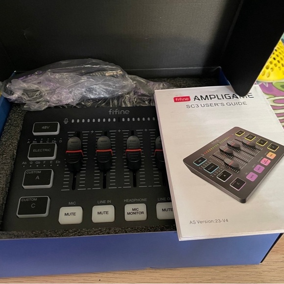 Fifine audio mixer (unused/new, opened box) - Picture 3 of 3